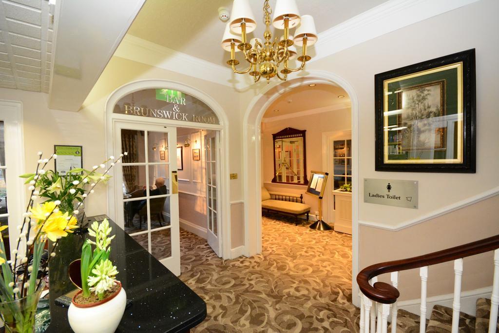 The Crescent Hotel Scarborough Bagian luar foto