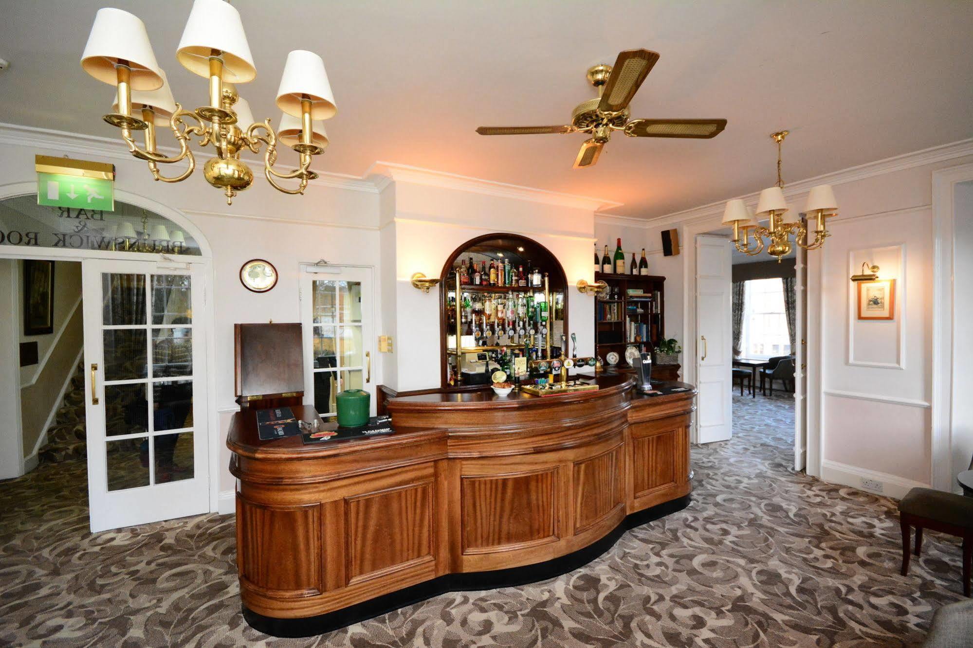 The Crescent Hotel Scarborough Bagian luar foto